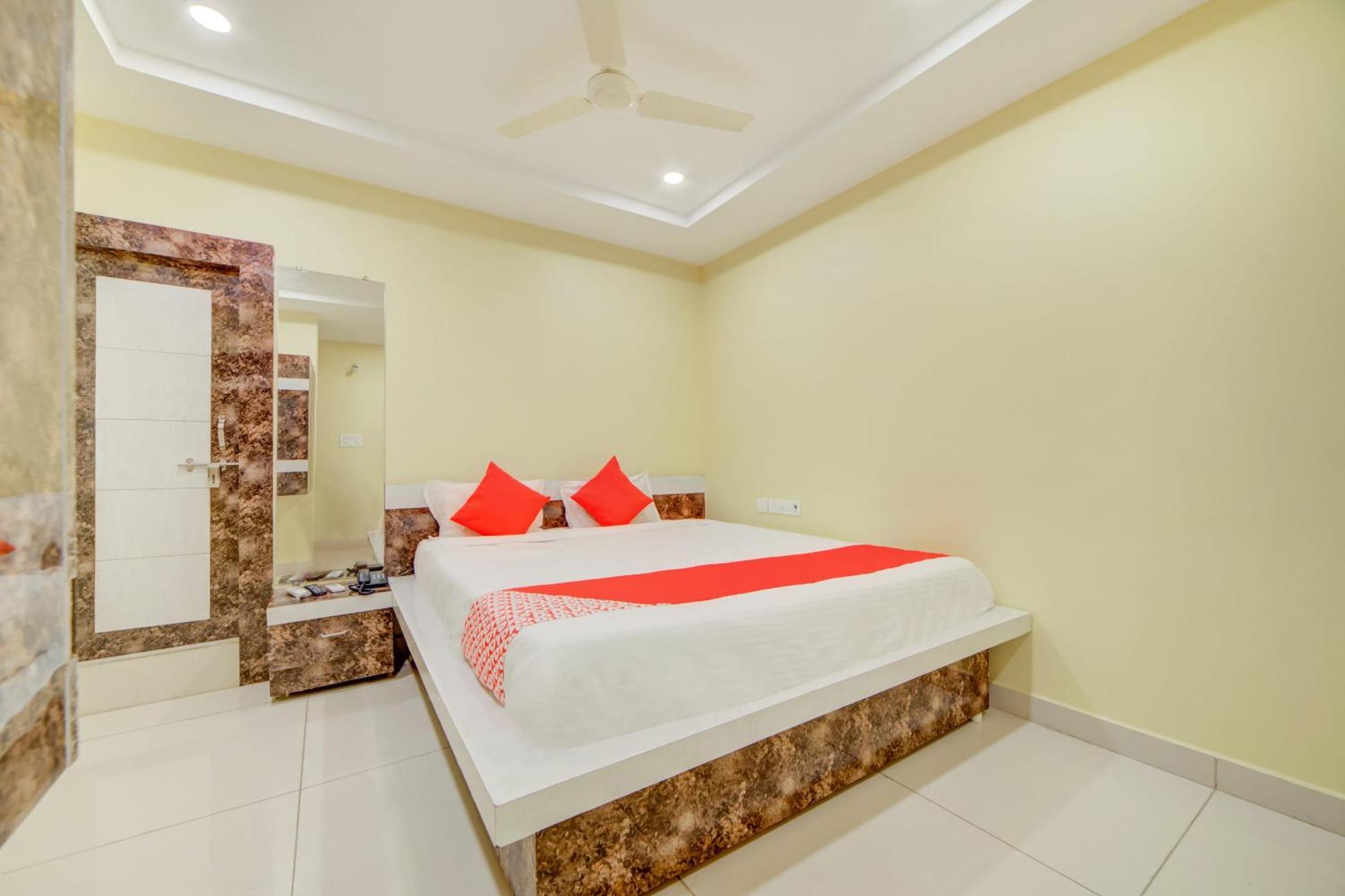 Hotel O Ksl Guest House Karimnagar Exterior photo